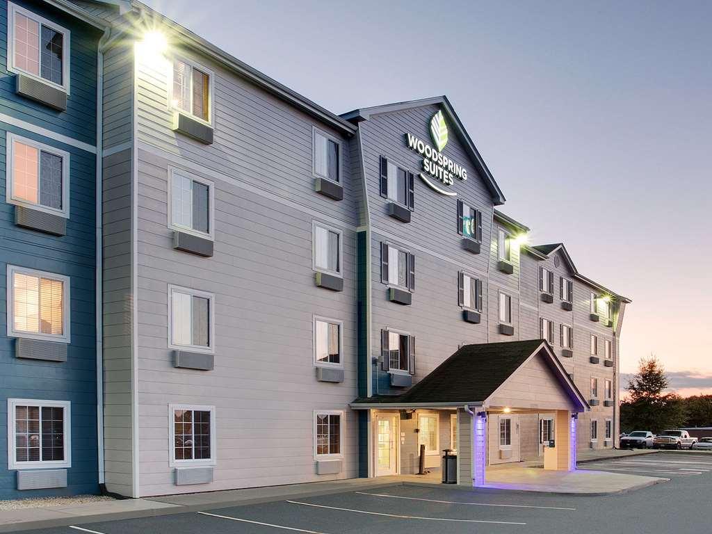 Woodspring Suites Charlotte Shelby Exterior photo